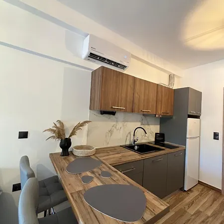 Pinelopi Family Apartment Ханиоти Экстерьер фото